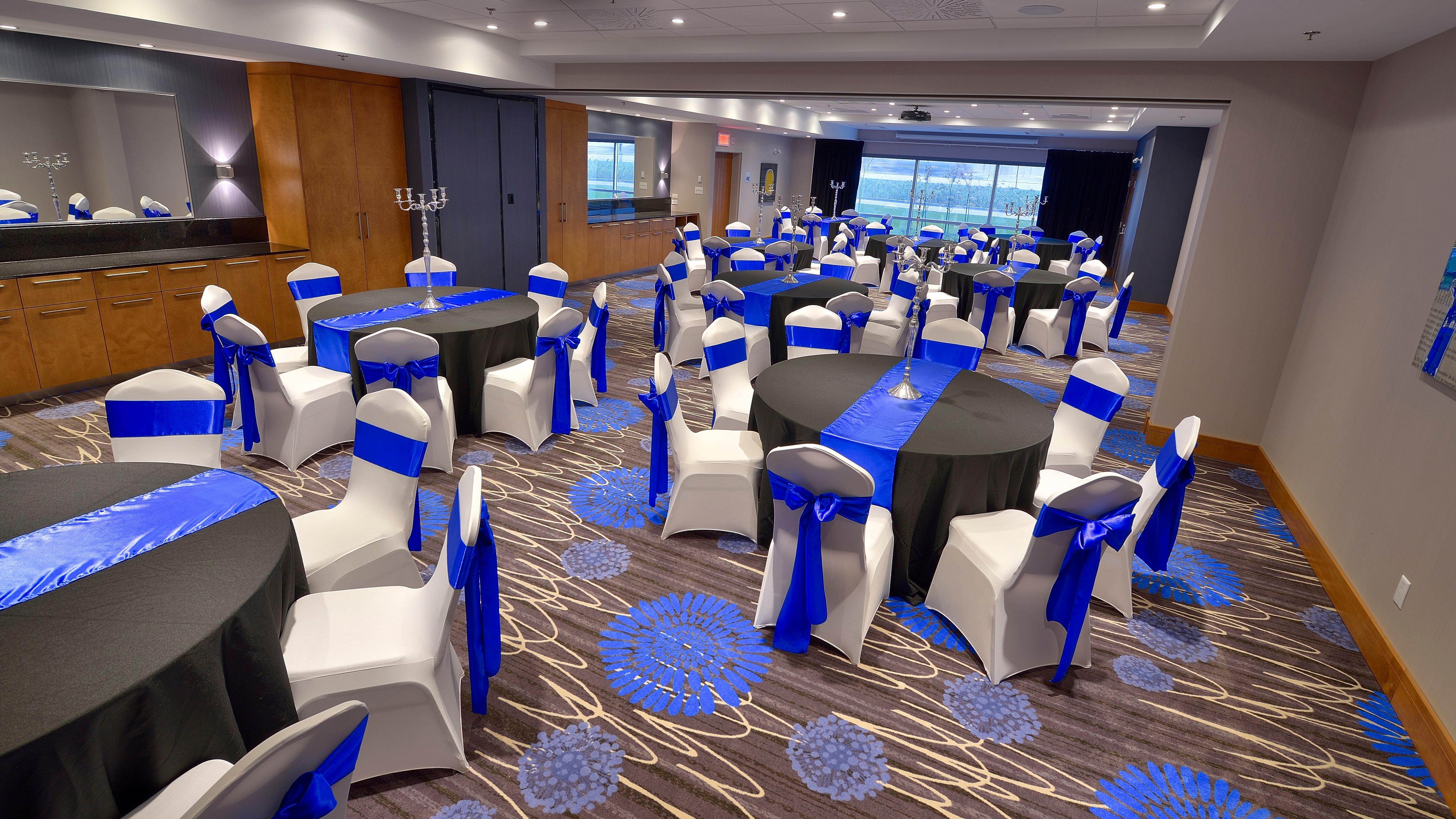 Holiday Inn Express & Suites Vaudreuil-Dorion By Ihg Экстерьер фото