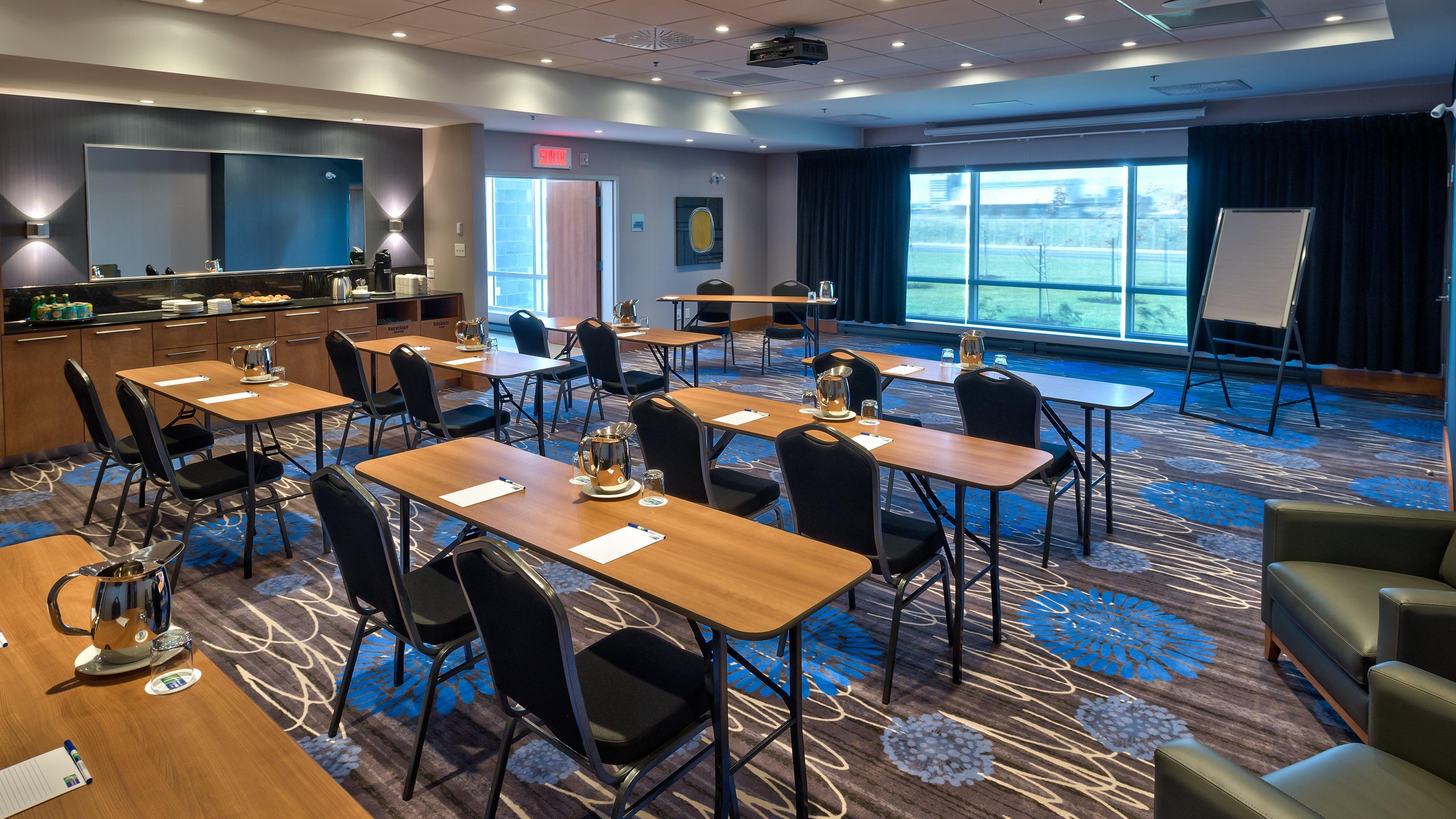 Holiday Inn Express & Suites Vaudreuil-Dorion By Ihg Экстерьер фото
